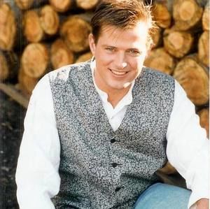 Meet your Posher, Kevin